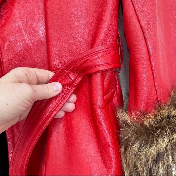 Vintage Red Leather Fur Trimmed Belted Penny Lane Winter Coat 70s Retro Eclectic - Picture 8 of 9